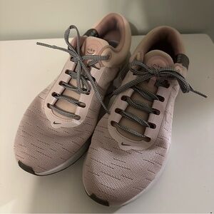 Women’s Nike Renew Serenity Run Barely Rose Sneakers Size 9.5